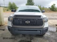 ✅ 2020 Toyota Tundra SR • VIN: 5TFRY5F12LX265589 • Лот: 65021544. Опубликован ранее на Copart с пробегом 81 892 миль. Бесплатный доступ к архиву аукционных продаж из США и подробный отчёт об истории автомобиля на DreamBid. Изображение 5.