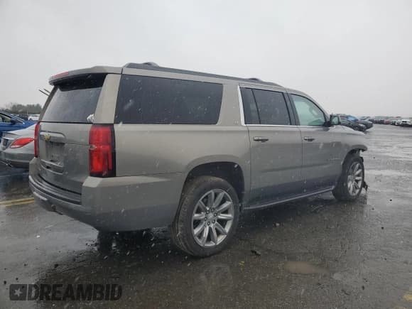 ✅ 2017 Chevrolet Suburban LT • VIN: 1GNSKHKC8HR271959 • Lot: 81591794. Wystawiony na Copart z przebiegiem 148 021 mil. Bezpłatny archiwum sprzedaży aukcyjnych z USA i szczegółowy raport historii pojazdu na DreamBid. Zdjęcie 3.