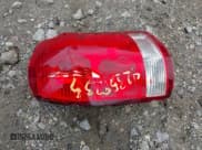 ✅ 2007 Saturn VUE V6 • VIN: 5GZCZ534X7S827371 • Lot: 42358235. Wystawiony na IAAI z przebiegiem 234 840 mil. Bezpłatny archiwum sprzedaży aukcyjnych z USA i szczegółowy raport historii pojazdu na DreamBid. Zdjęcie 12.