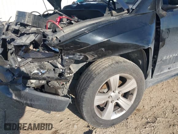 ✅ 2016 Jeep Compass Sport • VIN: 1C4NJDBB9GD549921 • Lot: 41208973. Listed on IAAI with 120,278 mi. Free auction sales archive from the USA and detailed vehicle history report at DreamBid. Image 6.