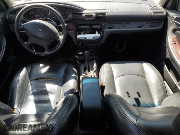 ✅ 2002 Chrysler Sebring LXi • VIN: 1C3EL56R72N108190 • Lot: 64936755. Wystawiony na Copart z przebiegiem 342 267 mil. Bezpłatny archiwum sprzedaży aukcyjnych z USA i szczegółowy raport historii pojazdu na DreamBid. Zdjęcie 8.