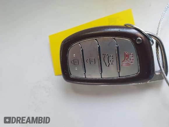 ✅ 2017 Hyundai Elantra SE • VIN: 5NPD84LF3HH056983 • Lot: 42485590. Listed on IAAI with Not provided. Free auction sales archive from the USA and detailed vehicle history report at DreamBid. Image 11.