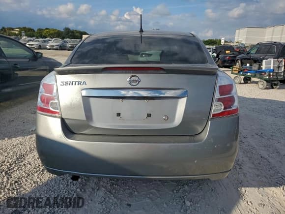 ✅ 2012 Nissan Sentra S • VIN: 3N1AB6AP7CL682351 • Lot: 94272945. Listed on Copart with 146,890 mi. Free auction sales archive from the USA and detailed vehicle history report at DreamBid. Image 6.