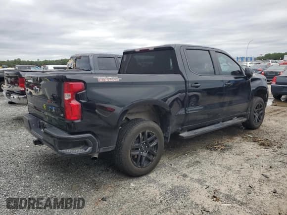 ✅ 2023 Chevrolet Silverado 1500 LT Trail Boss • VIN: 3GCPDFEK7PG106497 • Lot: 75603264. Wystawiony na Copart z przebiegiem 28 970 mil. Bezpłatny archiwum sprzedaży aukcyjnych z USA i szczegółowy raport historii pojazdu na DreamBid. Zdjęcie 3.