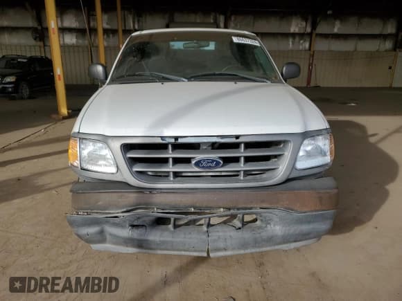 ✅ 2001 Ford F-150 XL • VIN: 2FTPF17Z41CA93204 • Lot: 86637324. Listed on Copart with 121,331 mi. Free auction sales archive from the USA and detailed vehicle history report at DreamBid. Image 5.
