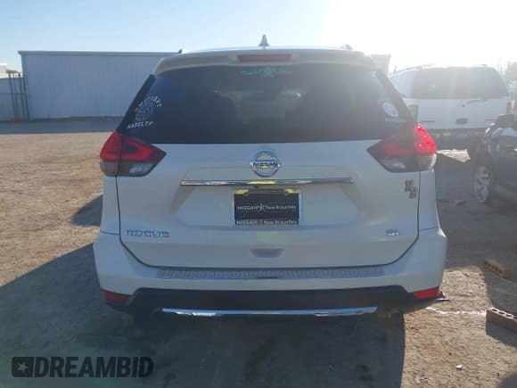 ✅ 2017 Nissan Rogue SV • VIN: JN8AT2MT2HW148045 • Lot: 43544582. Listed on IAAI with 115,334 mi. Free auction sales archive from the USA and detailed vehicle history report at DreamBid. Image 16.