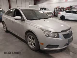 2014 Chevrolet Cruze 1LT with VIN 1G1PC5SB1E7386873, listed as a IAAI auction lot 43348082 with 164,987 mi miles and . Bid and sale history available at DreamBid. Image 1.