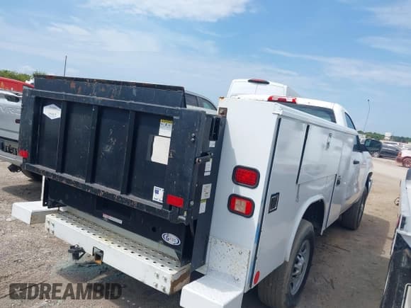 ✅ 2015 Chevrolet Silverado 2500HD Work Truck • VIN: 1GB0CUEG4FZ520926 • Лот: 42908718. Опубликован ранее на IAAI с пробегом 203 518 миль. Бесплатный доступ к архиву аукционных продаж из США и подробный отчёт об истории автомобиля на DreamBid. Изображение 4.