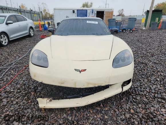 ✅ 2010 Chevrolet Corvette 3LT • VIN: 1G1YC2DW2A5109965 • Lot: 85393155. Listed on Copart with 70,023 mi. Free auction sales archive from the USA and detailed vehicle history report at DreamBid. Image 5.
