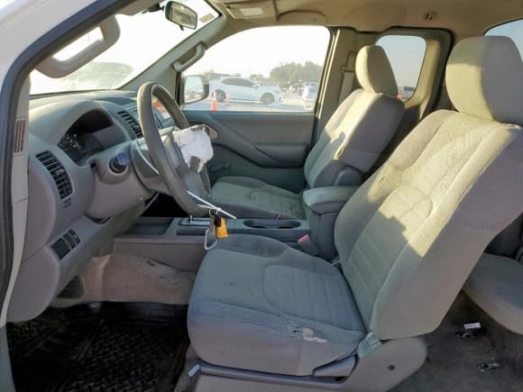 ✅ 2013 Nissan Frontier SV • VIN: 1N6BD0CT4DN732074 • Lot: 91735085. Wystawiony na Copart z przebiegiem 161 346 mil. Bezpłatny archiwum sprzedaży aukcyjnych z USA i szczegółowy raport historii pojazdu na DreamBid. Zdjęcie 7.