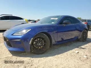 ✅ 2023 Toyota 86 Premium • VIN: JF1ZNBF15P8760950 • Лот: 71730605. Опубликован ранее на Copart с пробегом 39 054 миль. Бесплатный доступ к архиву аукционных продаж из США и подробный отчёт об истории автомобиля на DreamBid. Изображение 1.