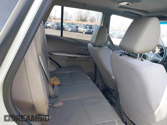 ✅ 2006 Suzuki Grand Vitara Luxury • VIN: JS3TE947664101797 • Lot: 41589092. Listed on IAAI with 159,153 mi. Free auction sales archive from the USA and detailed vehicle history report at DreamBid. Image 8.