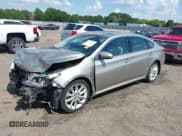 ✅ 2013 Toyota Avalon XLE • VIN: 4T1BK1EB3DU042532 • Лот: 42556885. Опубликован ранее на IAAI с пробегом 49 204 миль. Бесплатный доступ к архиву аукционных продаж из США и подробный отчёт об истории автомобиля на DreamBid. Изображение 2.
