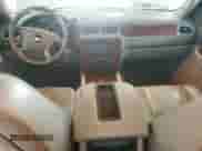 2009 Chevrolet Tahoe LTZ с VIN 1GNFK33219R240838, выставлен на аукционе Copart как лот 55205725 с пробегом 327 455 миль миль и Списание • Salvage title. История ставок и продаж доступна на DreamBid. Изображение 8.