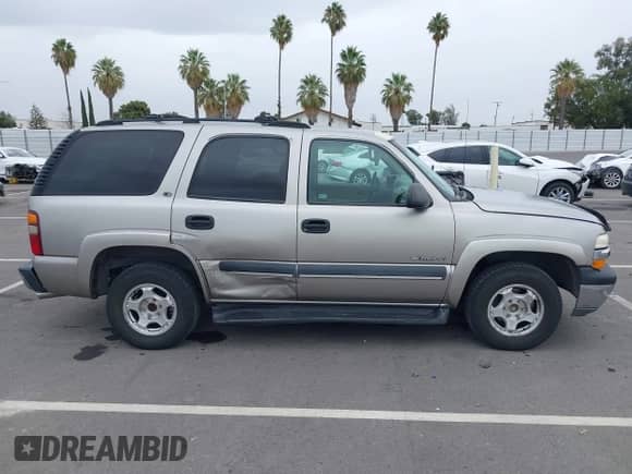 2002 Chevrolet Tahoe LS с VIN 1GNEC13Z42R220342, выставлен на аукционе IAAI как лот 43346998 с пробегом 173 821 миль миль и . История ставок и продаж доступна на DreamBid. Изображение 13.