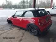 ✅ 2023 MINI Hardtop Cooper • VIN: WMW33DH03P2T77305 • Lot: 43651802. Wystawiony na IAAI z przebiegiem 25 249 mil. Bezpłatny archiwum sprzedaży aukcyjnych z USA i szczegółowy raport historii pojazdu na DreamBid. Zdjęcie 3.