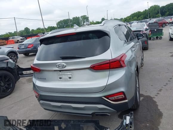 ✅ 2020 Hyundai Santa Fe Limited • VIN: 5NMS53AD6LH286356 • Lot: 42633381. Wystawiony na IAAI z przebiegiem 70 929 mil. Bezpłatny archiwum sprzedaży aukcyjnych z USA i szczegółowy raport historii pojazdu na DreamBid. Zdjęcie 17.