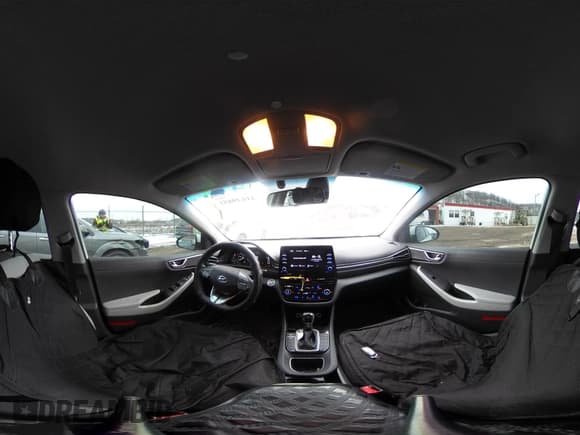 ✅ 2021 Hyundai Ioniq Blue • VIN: KMHC65LC5MU252688 • Lot: 41649851. Wystawiony na IAAI z przebiegiem 191 499 mil. Bezpłatny archiwum sprzedaży aukcyjnych z USA i szczegółowy raport historii pojazdu na DreamBid. Zdjęcie 18.