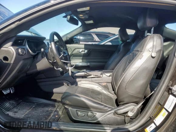 ✅ 2019 Ford Mustang GT • VIN: 1FA6P8CF2K5103887 • Lot: 53989235. Listed on Copart with 86,477 mi. Free auction sales archive from the USA and detailed vehicle history report at DreamBid. Image 7.