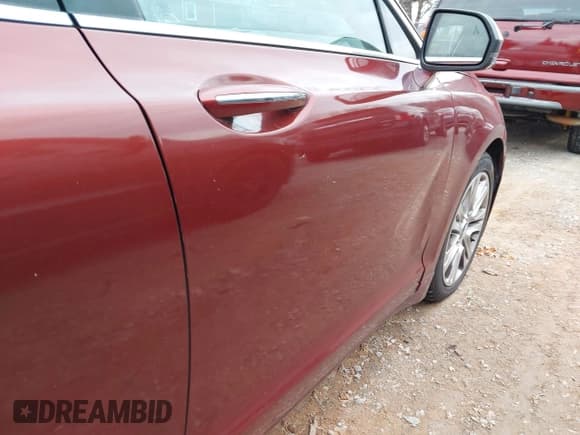 ✅ 2014 Lincoln MKZ • VIN: 3LN6L2JK5ER800177 • Lot: 43723403. Wystawiony na IAAI z przebiegiem 150 613 mil. Bezpłatny archiwum sprzedaży aukcyjnych z USA i szczegółowy raport historii pojazdu na DreamBid. Zdjęcie 14.