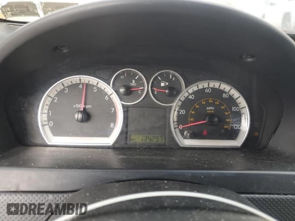 ✅ 2010 Chevrolet Aveo 1LT • VIN: KL1TD5DE4AB126377 • Lot: 76954034. Wystawiony na Copart z przebiegiem 134 297 mil. Bezpłatny archiwum sprzedaży aukcyjnych z USA i szczegółowy raport historii pojazdu na DreamBid. Zdjęcie 9.