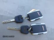 ✅ 2017 GMC Sierra 1500 SLT • VIN: 3GTU2NEC0HG163668 • Lot: 43488976. Listed on IAAI with 184,945 mi. Free auction sales archive from the USA and detailed vehicle history report at DreamBid. Image 11.