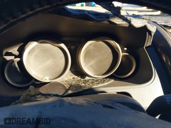 ✅ 2010 Mazda CX-9 Sport • VIN: JM3TB2MVXA0208212 • Lot: 41053057. Listed on IAAI with 140,000 mi. Free auction sales archive from the USA and detailed vehicle history report at DreamBid. Image 7.