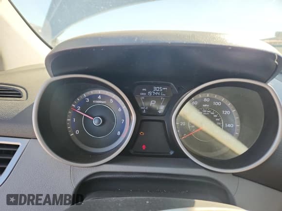 ✅ 2013 Hyundai Elantra GS • VIN: KMHDH6AEXDU009242 • Lot: 82148615. Listed on Copart with 197,441 mi. Free auction sales archive from the USA and detailed vehicle history report at DreamBid. Image 9.