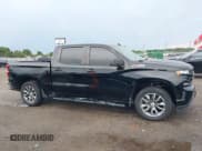 ✅ 2019 Chevrolet Silverado 1500 RST • VIN: 3GCUYEEDXKG177656 • Lot: 42870941. Wystawiony na IAAI z przebiegiem 72 422 mil. Bezpłatny archiwum sprzedaży aukcyjnych z USA i szczegółowy raport historii pojazdu na DreamBid. Zdjęcie 13.