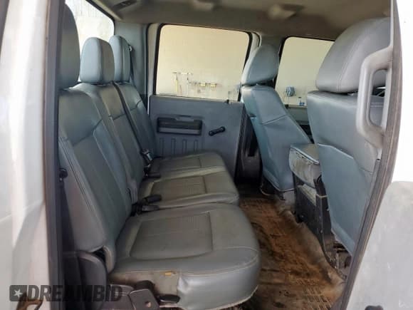 ✅ 2016 Ford F-250 XL • VIN: 1FT7W2A65GEA26456 • Lot: 59319105. Wystawiony na Copart z przebiegiem 136 713 mil. Bezpłatny archiwum sprzedaży aukcyjnych z USA i szczegółowy raport historii pojazdu na DreamBid. Zdjęcie 10.