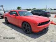 ✅ 2014 Dodge Challenger R/T 100th Anniversary Appearance • VIN: 2C3CDYBT2EH261306 • Lot: 60850764. Wystawiony na Copart z przebiegiem 109 145 mil. Bezpłatny archiwum sprzedaży aukcyjnych z USA i szczegółowy raport historii pojazdu na DreamBid. Zdjęcie 4.