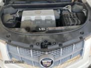 ✅ 2010 Cadillac SRX Luxury Collection • VIN: 3GYFNAEY4AS510596 • Lot: 81322505. Wystawiony na Copart z przebiegiem 152 030 mil. Bezpłatny archiwum sprzedaży aukcyjnych z USA i szczegółowy raport historii pojazdu na DreamBid. Zdjęcie 11.