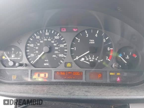 2002 BMW 3 Series 325i с VIN WBAEV33492KL78457, выставлен на аукционе IAAI как лот 43440713 с пробегом 157 661 миль миль и . История ставок и продаж доступна на DreamBid. Изображение 7.