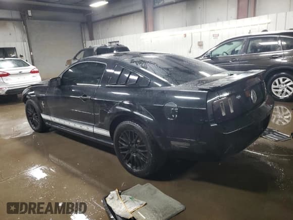 ✅ 2007 Ford Mustang Deluxe • VIN: 1ZVFT80N175358519 • Lot: 93354385. Wystawiony na Copart z przebiegiem 130 853 mil. Bezpłatny archiwum sprzedaży aukcyjnych z USA i szczegółowy raport historii pojazdu na DreamBid. Zdjęcie 2.