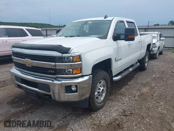✅ 2017 Chevrolet Silverado 2500HD LT • VIN: 1GC1KVEG4HF103805 • Lot: 42528905. Listed on IAAI with 306,889 mi. Free auction sales archive from the USA and detailed vehicle history report at DreamBid. Image 6.