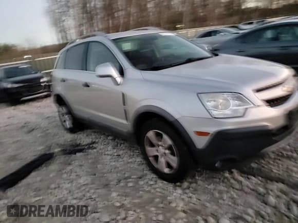 ✅ 2014 Chevrolet Captiva Sport LS • VIN: 3GNAL2EK4ES649891 • Lot: 81061434. Wystawiony na Copart z przebiegiem 112 074 mil. Bezpłatny archiwum sprzedaży aukcyjnych z USA i szczegółowy raport historii pojazdu na DreamBid. Zdjęcie 12.