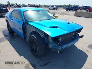 ✅ 2015 Dodge Challenger SXT Plus • VIN: 2C3CDZBG2FH900813 • Lot: 42470059. Wystawiony na IAAI z przebiegiem 161 622 mil. Bezpłatny archiwum sprzedaży aukcyjnych z USA i szczegółowy raport historii pojazdu na DreamBid. Zdjęcie 1.