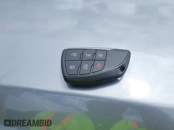 ✅ 2022 Chevrolet Suburban LT • VIN: 1GNSKCKT0NR296269 • Lot: 42190603. Listed on IAAI with 61,874 mi. Free auction sales archive from the USA and detailed vehicle history report at DreamBid. Image 11.