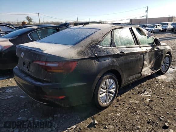 ✅ 2019 Volkswagen Jetta S • VIN: 3VWC57BU7KM113576 • Лот: 85924174. Опубликован ранее на Copart с пробегом 40 336 миль. Бесплатный доступ к архиву аукционных продаж из США и подробный отчёт об истории автомобиля на DreamBid. Изображение 3.