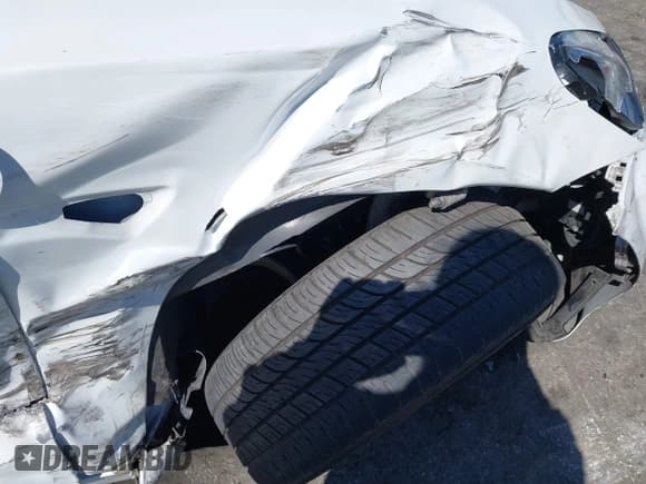 ✅ 2021 Tesla Model 3 Long Range • VIN: 5YJ3E1EB2MF870662 • Lot: 43197010. Listed on IAAI with 60,040 mi. Free auction sales archive from the USA and detailed vehicle history report at DreamBid. Image 23.