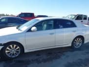 ✅ 2011 Toyota Avalon • VIN: 4T1BK3DB2BU402139 • Lot: 43517963. Listed on IAAI with 220,814 mi. Free auction sales archive from the USA and detailed vehicle history report at DreamBid. Image 14.