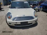 ✅ 2009 MINI Hardtop • VIN: WMWMF33559TW73223 • Lot: 65194145. Listed on Copart with 118,638 mi. Free auction sales archive from the USA and detailed vehicle history report at DreamBid. Image 5.