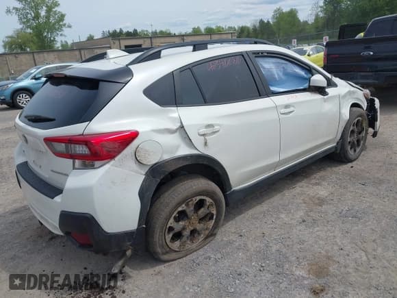 ✅ 2023 Subaru Crosstrek Premium • VIN: JF2GTAEC7PH251917 • Lot: 42340080. Listed on IAAI with 27,583 mi. Free auction sales archive from the USA and detailed vehicle history report at DreamBid. Image 4.