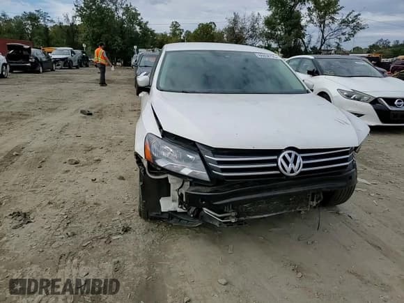 ✅ 2014 Volkswagen Passat S • VIN: 1VWAT7A35EC021328 • Lot: 86858725. Listed on Copart with 148,500 mi. Free auction sales archive from the USA and detailed vehicle history report at DreamBid. Image 13.