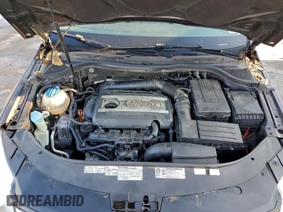 ✅ 2012 Volkswagen CC Sport • VIN: WVWMN7AN7CE511539 • Lot: 95502335. Listed on Copart with 116,850 mi. Free auction sales archive from the USA and detailed vehicle history report at DreamBid. Image 11.