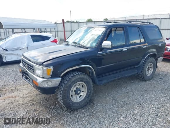 ✅ 1993 Toyota 4Runner • VIN: JT3VN39W2P0106836 • Lot: 42459695. Listed on IAAI with 180,178 mi. Free auction sales archive from the USA and detailed vehicle history report at DreamBid. Image 17.