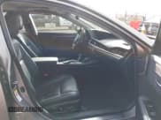 ✅ 2016 Lexus ES 330 • VIN: 58ABK1GG5GU018836 • Lot: 43635193. Listed on IAAI with 37,600 mi. Free auction sales archive from the USA and detailed vehicle history report at DreamBid. Image 5.