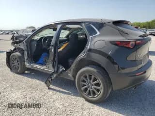 ✅ 2022 Mazda CX-30 S • VIN: 3MVDMBAL0NM426431 • Lot: 60229804. Wystawiony na Copart z przebiegiem 108 864 mil. Bezpłatny archiwum sprzedaży aukcyjnych z USA i szczegółowy raport historii pojazdu na DreamBid. Zdjęcie 2.