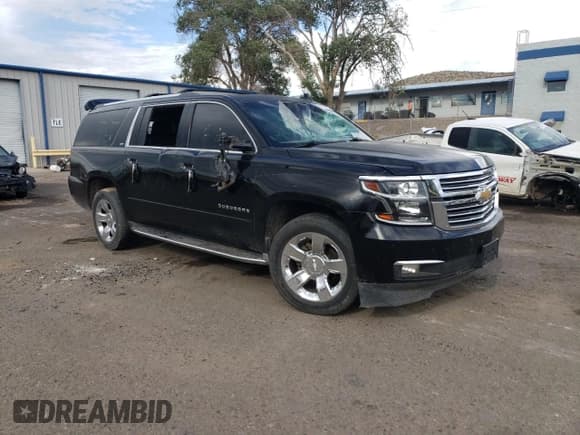 ✅ 2015 Chevrolet Suburban LTZ • VIN: 1GNSKKKC0FR737636 • Lot: 67373124. Wystawiony na Copart z przebiegiem Nie podano. Bezpłatny archiwum sprzedaży aukcyjnych z USA i szczegółowy raport historii pojazdu na DreamBid. Zdjęcie 4.
