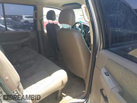 ✅ 2003 Ford Explorer XLS • VIN: 1FMZU62K93ZA84036 • Lot: 42769332. Listed on IAAI with 220,486 mi. Free auction sales archive from the USA and detailed vehicle history report at DreamBid. Image 8.